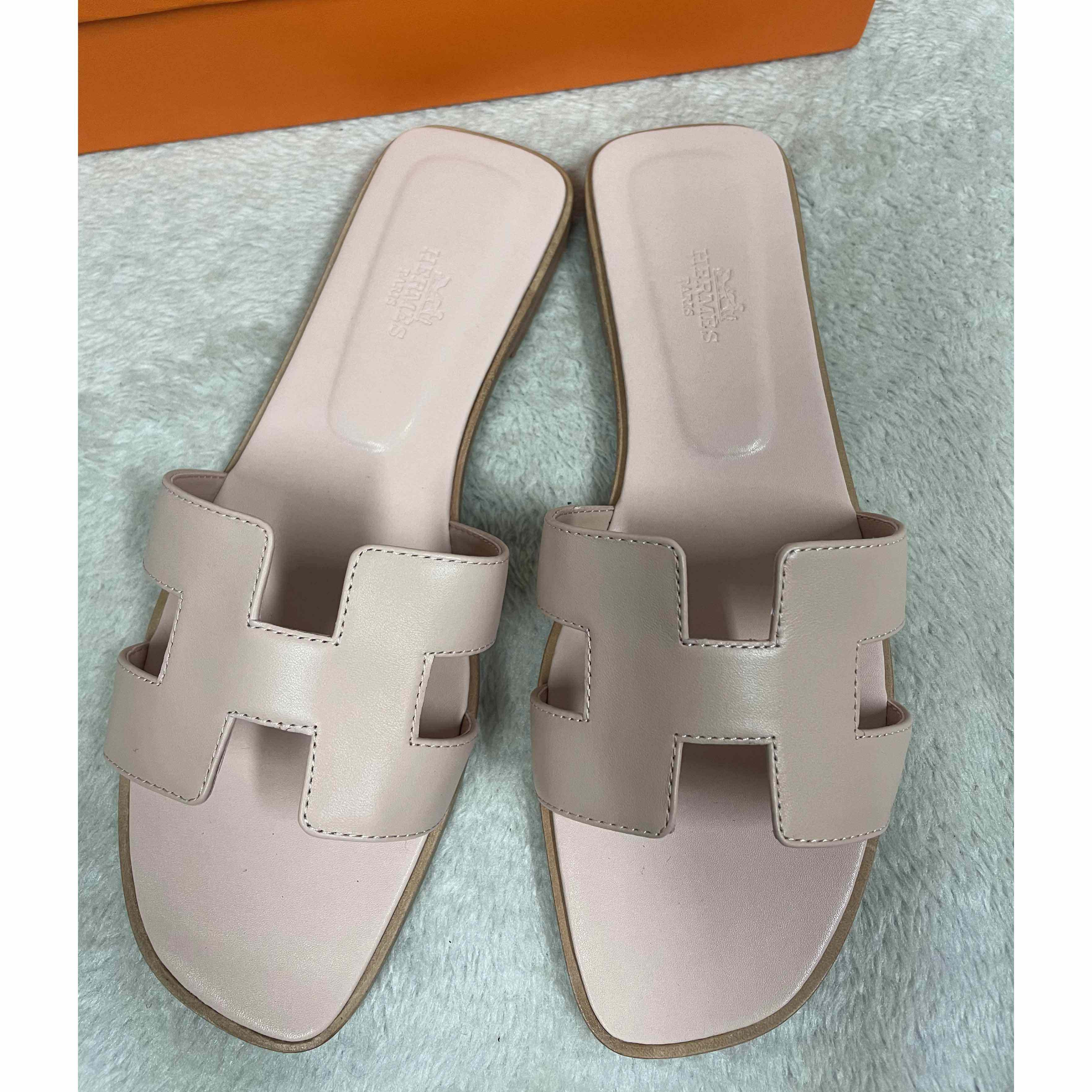 Hermes Oran Sandal - DopestKickz
