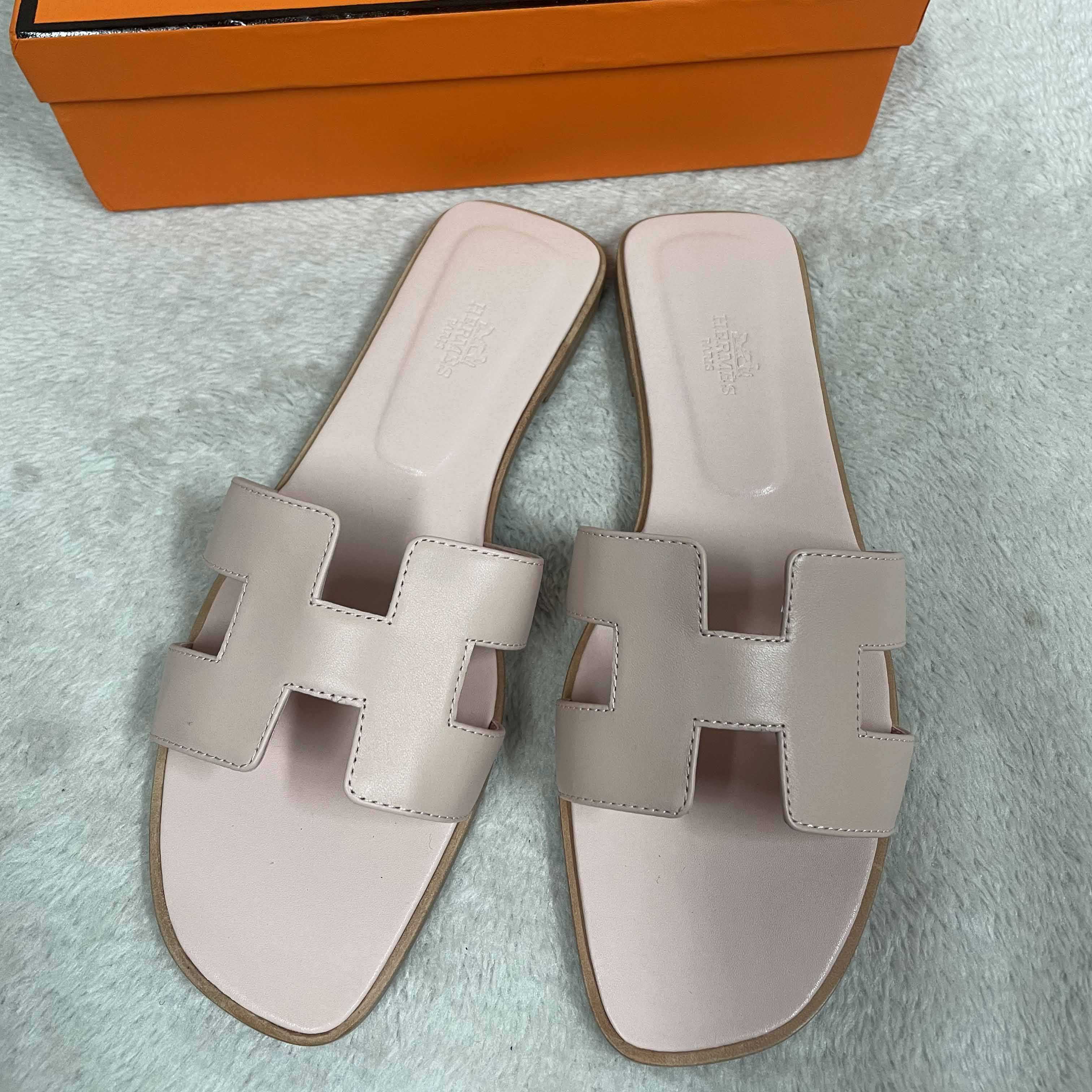 Hermes Oran Sandal - DopestKickz