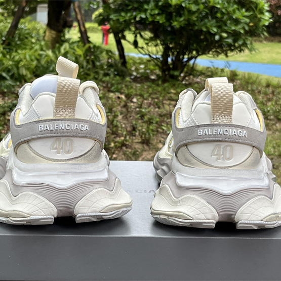 Balenciaga Cargo Sneaker  - DopestKickz
