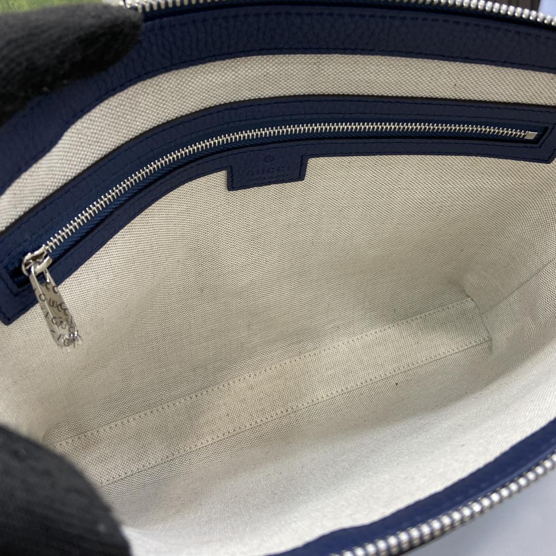 Gucci Jumbo GG Medium Messenger Bag - DopestKickz