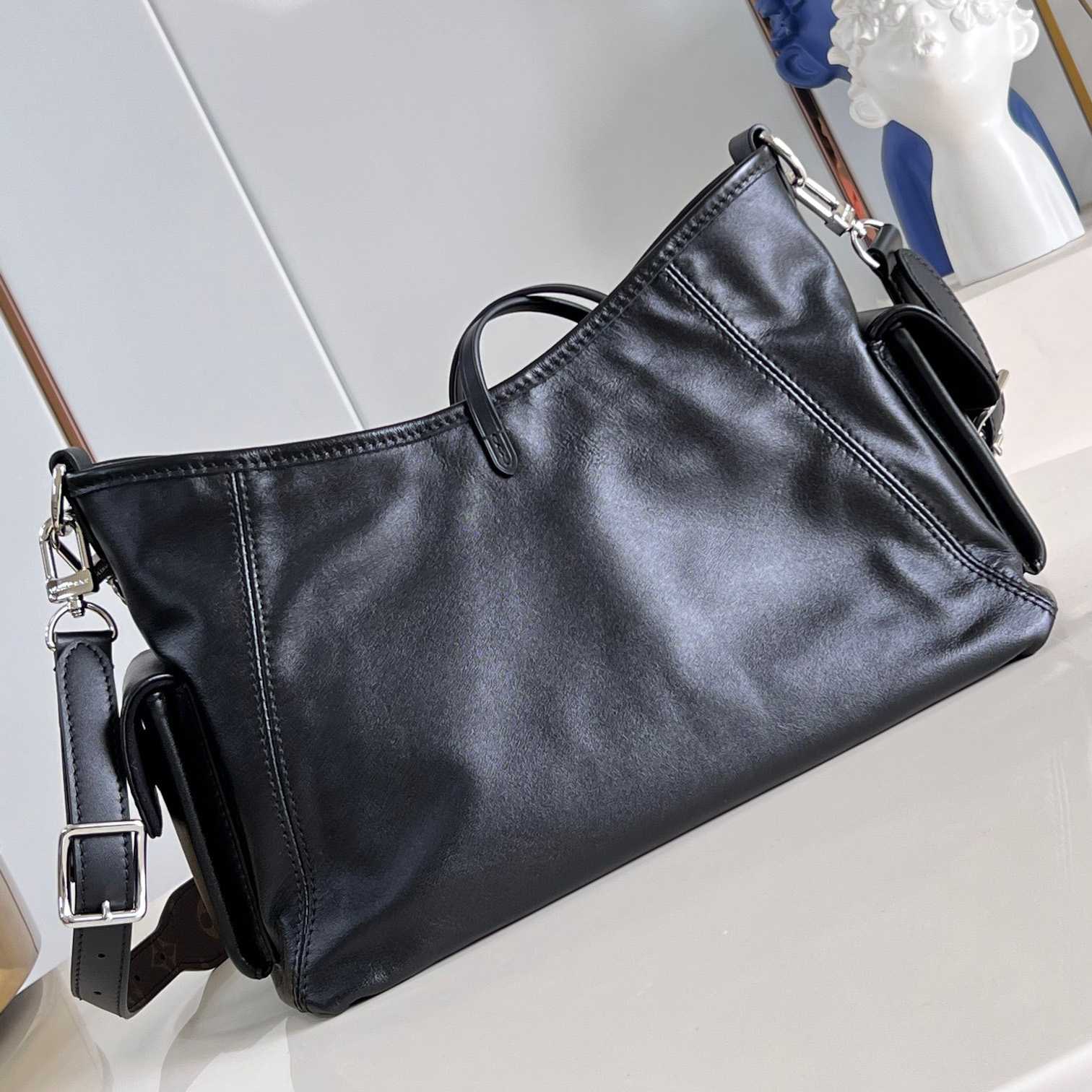 Louis Vuitton CarryAll Cargo PM   M24861 - DopestKickz