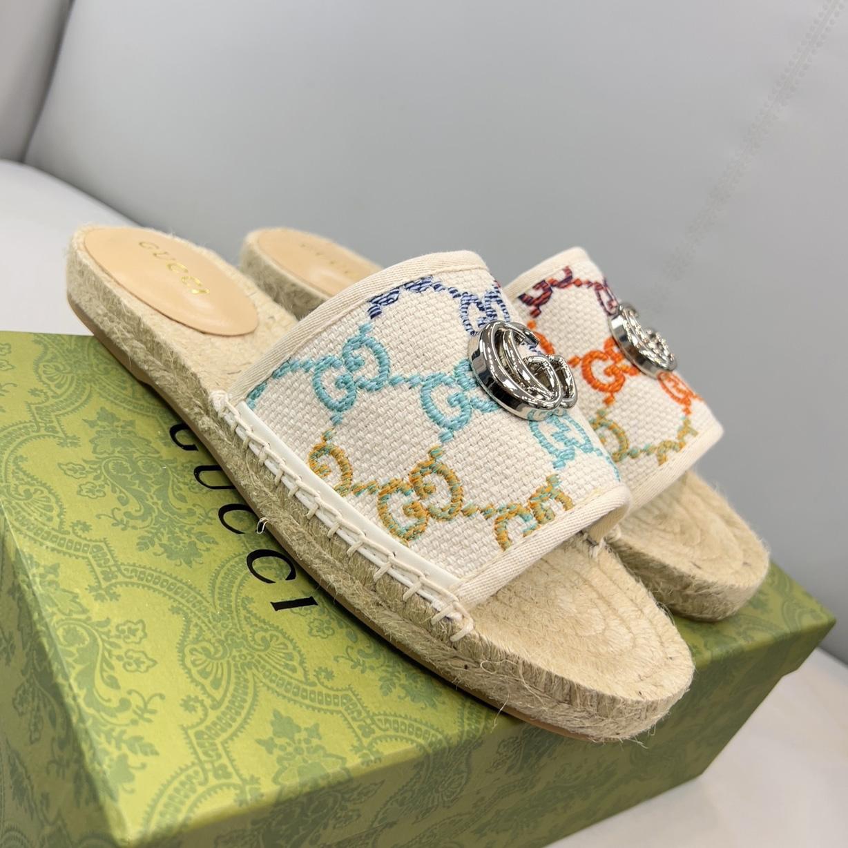 Gucci Women's GG Espadrille Slides - DopestKickz