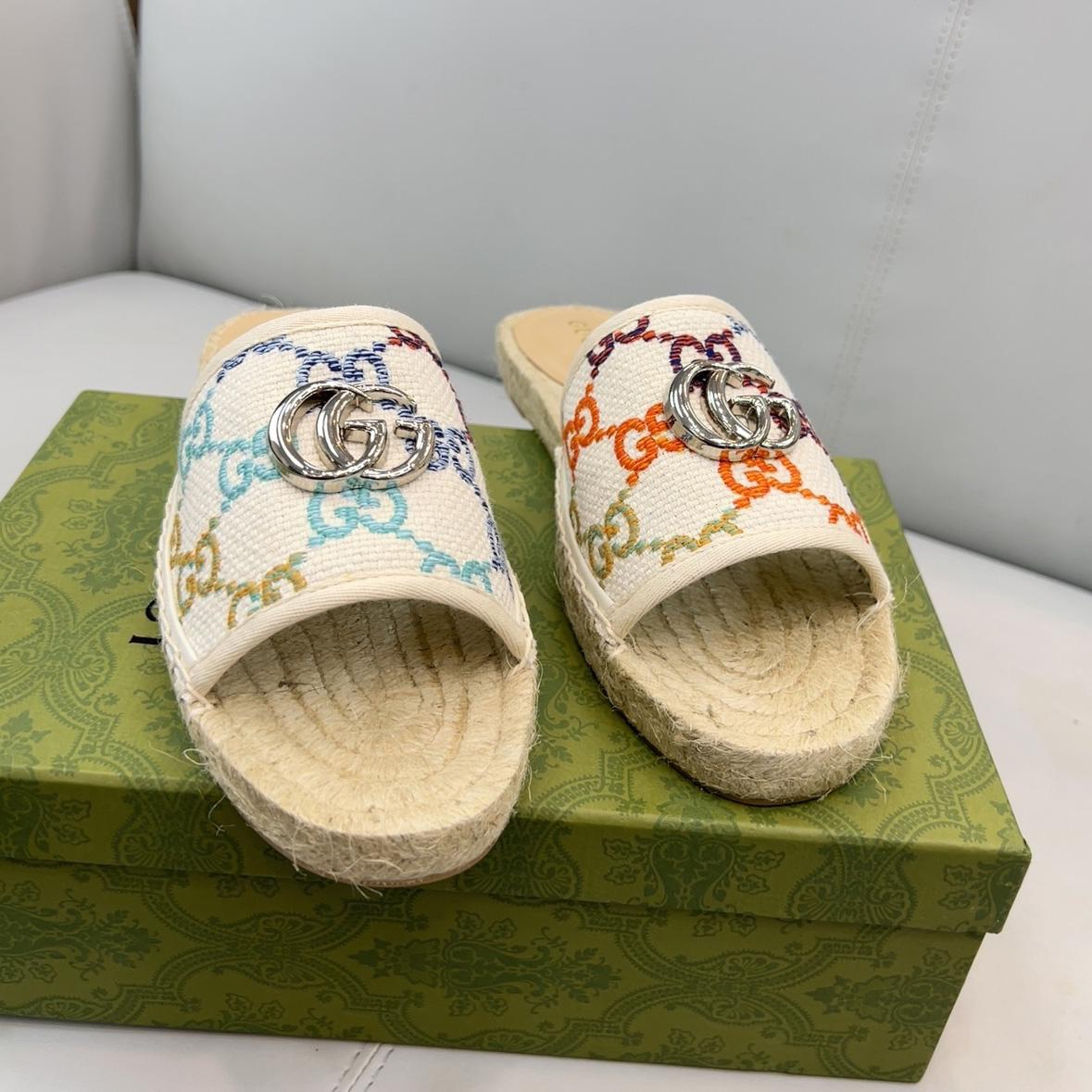 Gucci Women's GG Espadrille Slides - DopestKickz