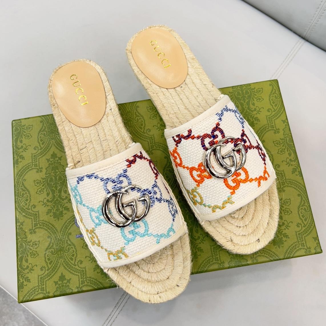 Gucci Women's GG Espadrille Slides - DopestKickz