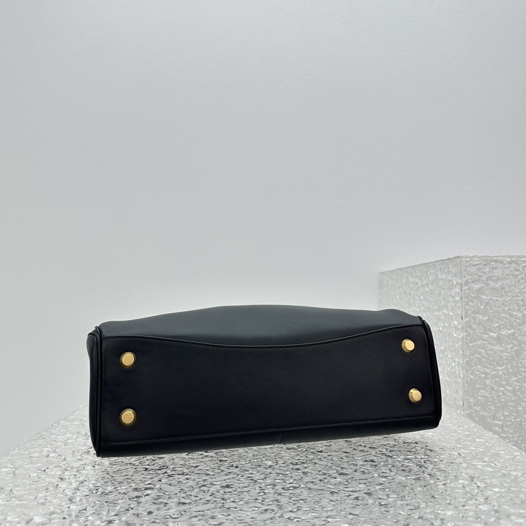 Balenciaga Rodeo Medium Handbag In Black - DopestKickz