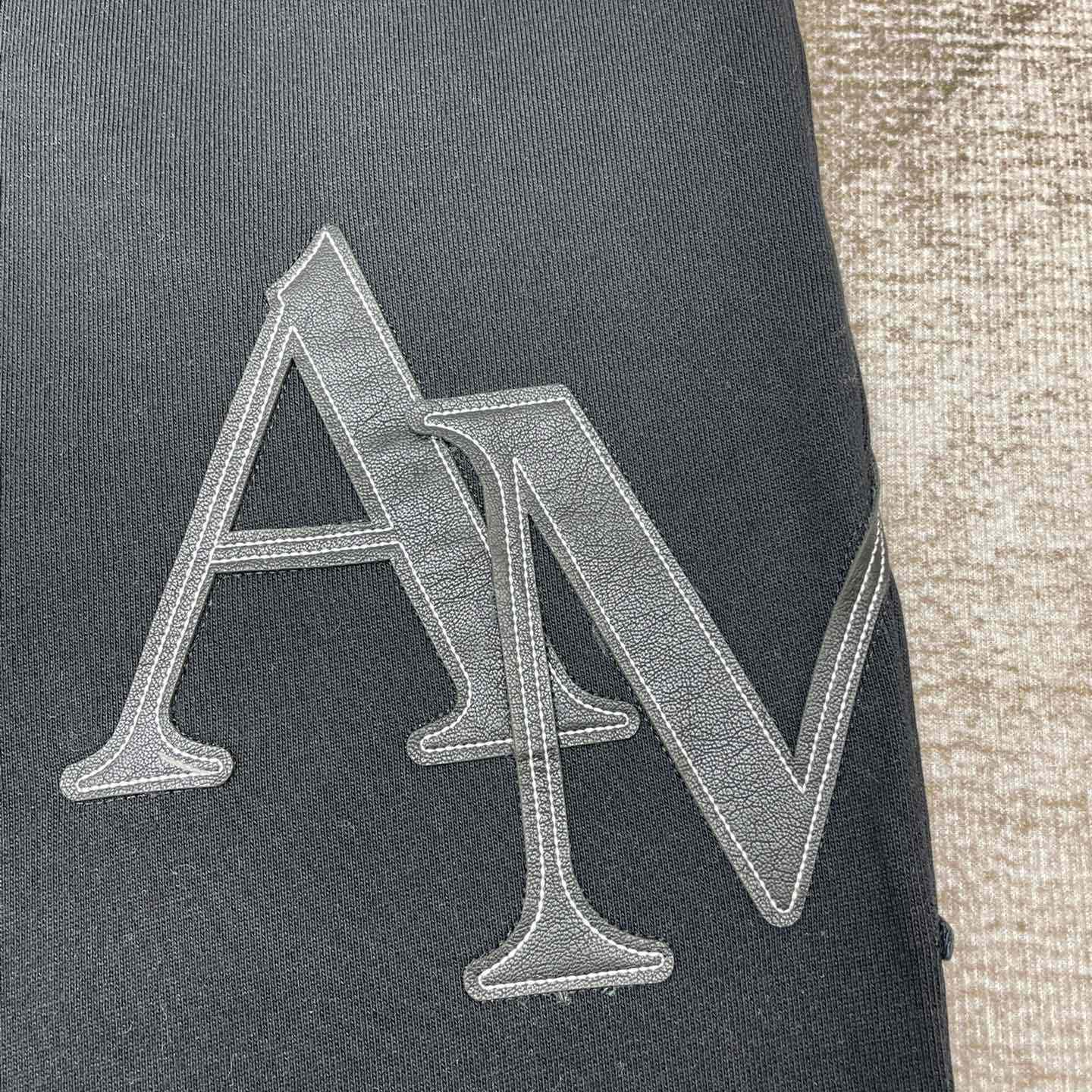 Amiri Staggered Sweatpants   x783 - DopestKickz