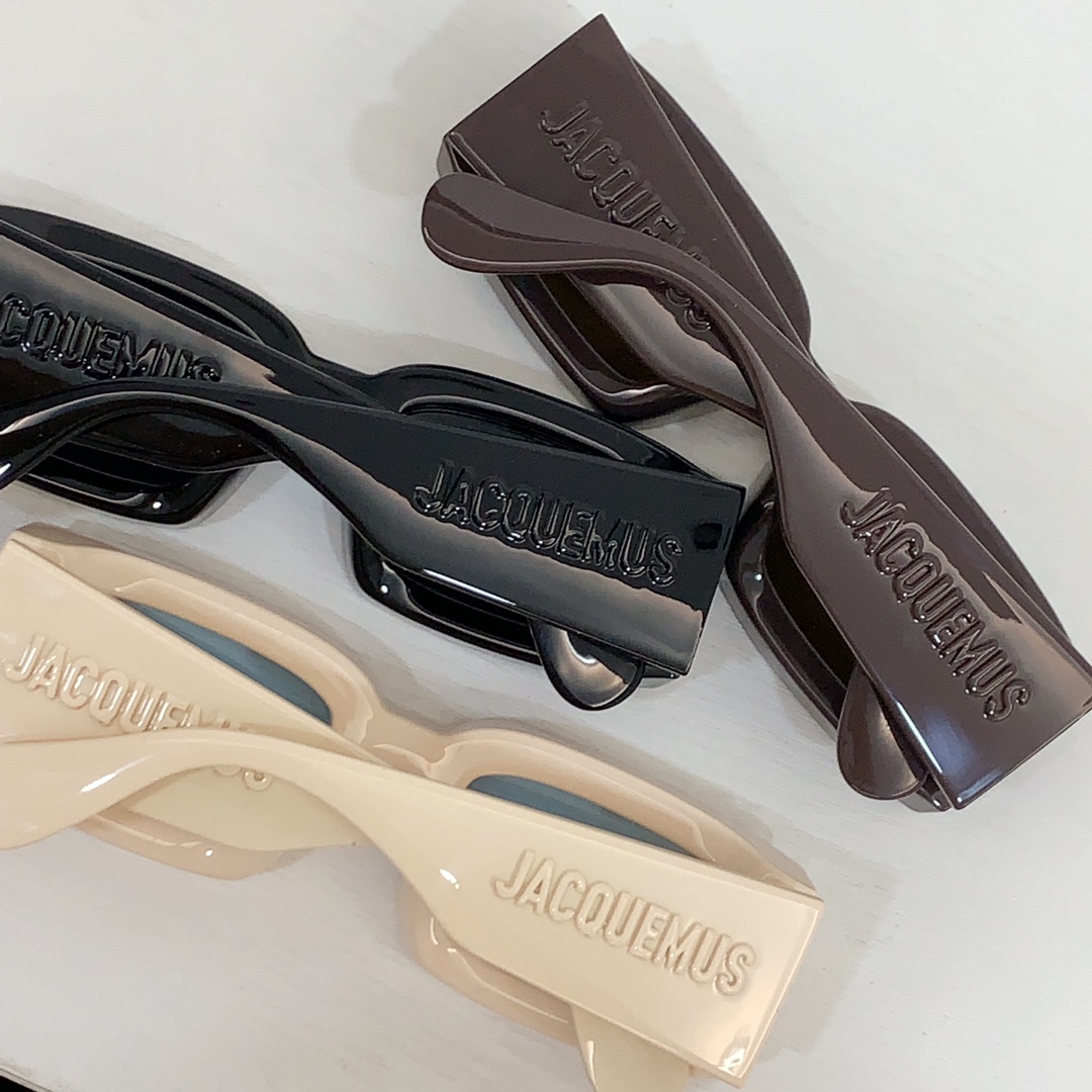 Jacquemus Les Lunettes Tupi Sunglasses   - DopestKickz