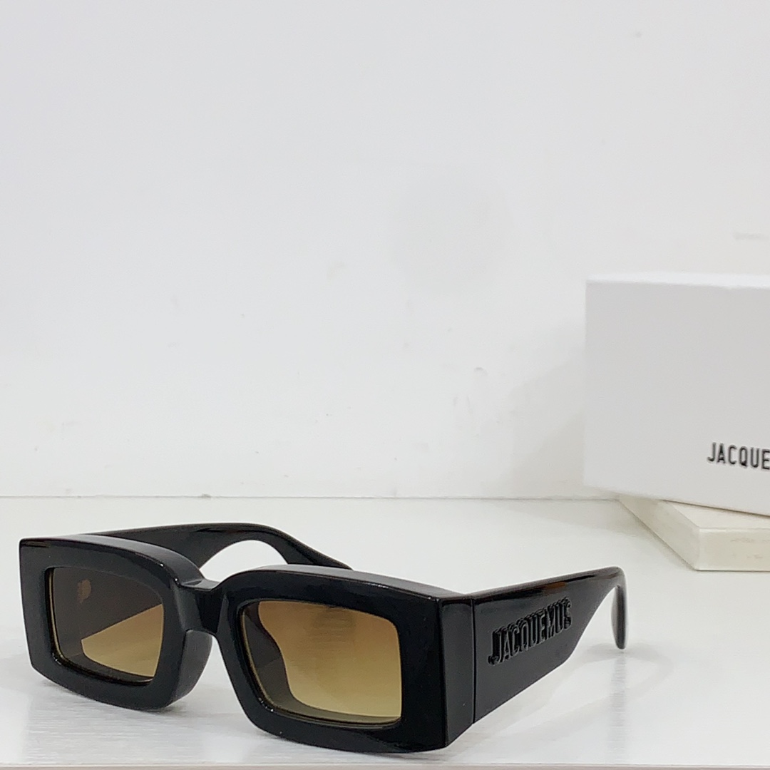 Jacquemus Les Lunettes Tupi Sunglasses   - DopestKickz