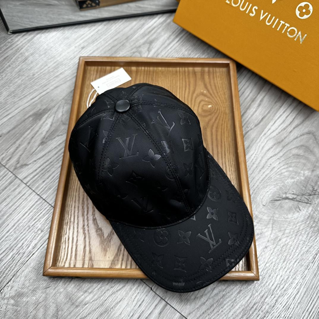 Louis Vuitton Monoragm Cap - DopestKickz