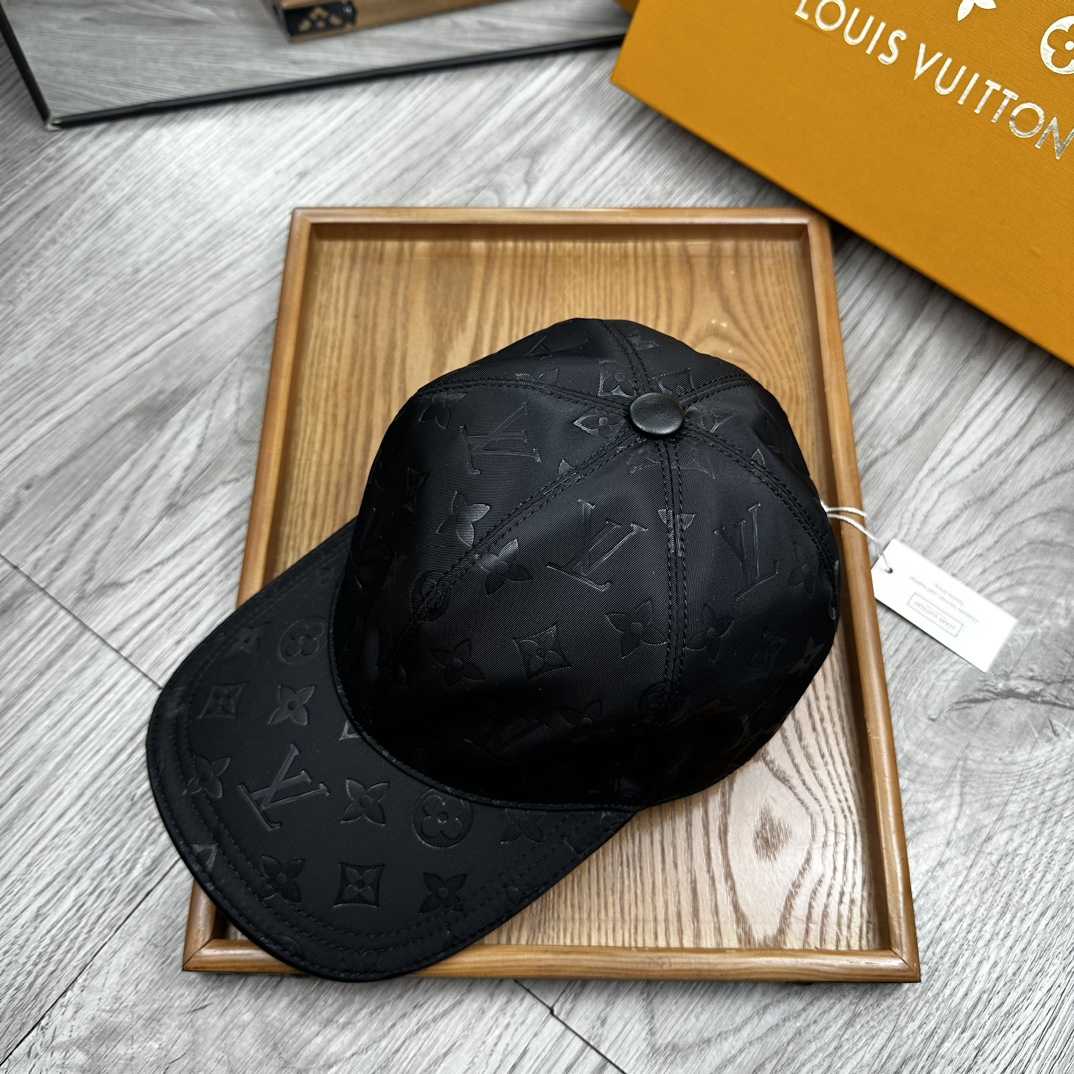 Louis Vuitton Monoragm Cap - DopestKickz
