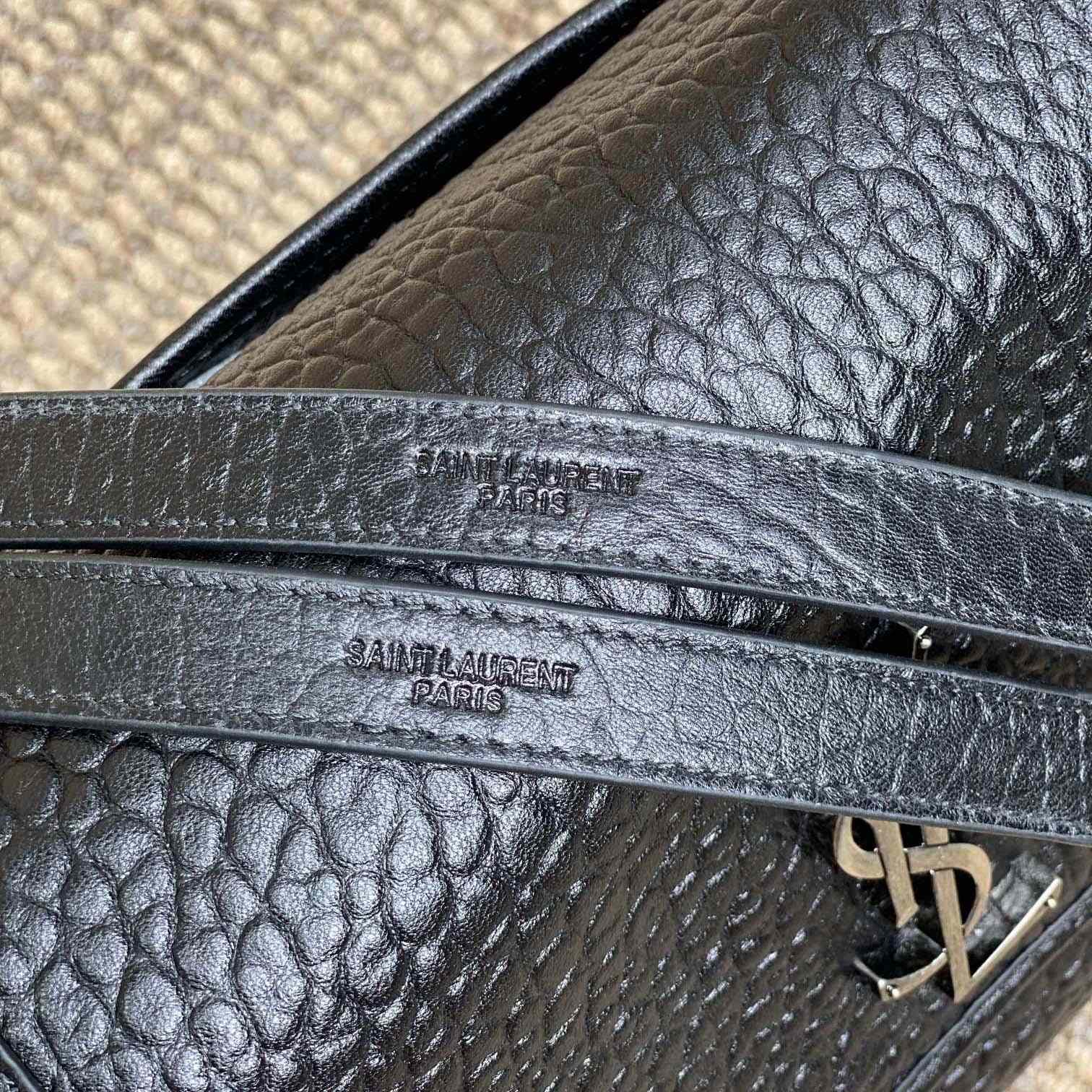 Saint Laurent Niki Medium In Grained Lambskin - DopestKickz