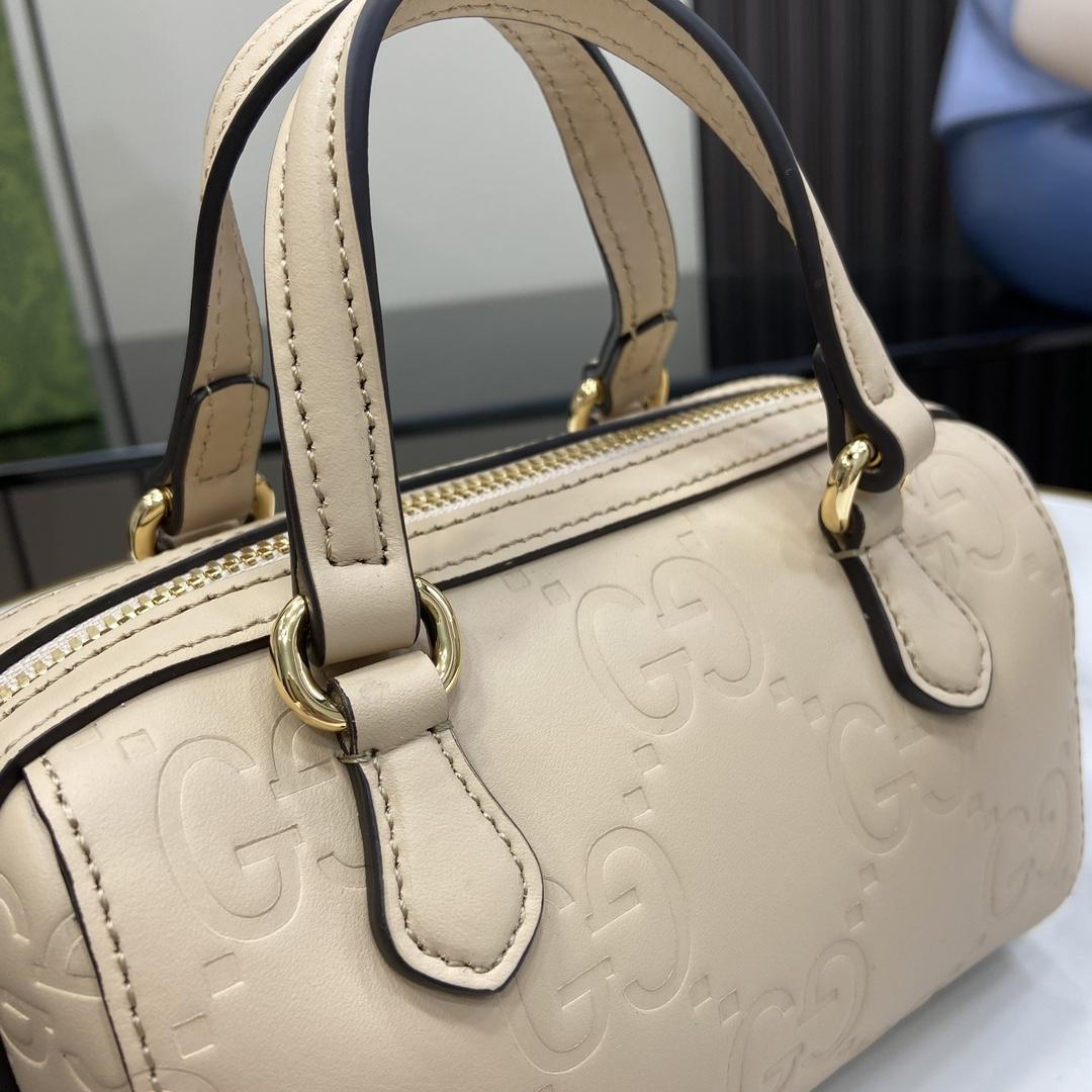 Gucci GG Super Mini Top Handle Bag - DopestKickz