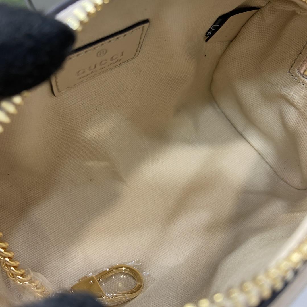 Gucci GG Super Mini Top Handle Bag - DopestKickz