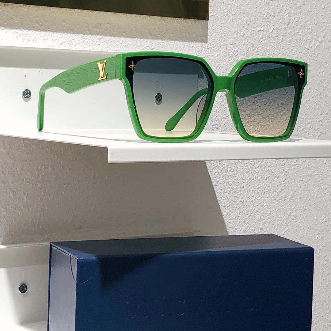 Louis Vuitton Sunglasses  Z0286 - DopestKickz