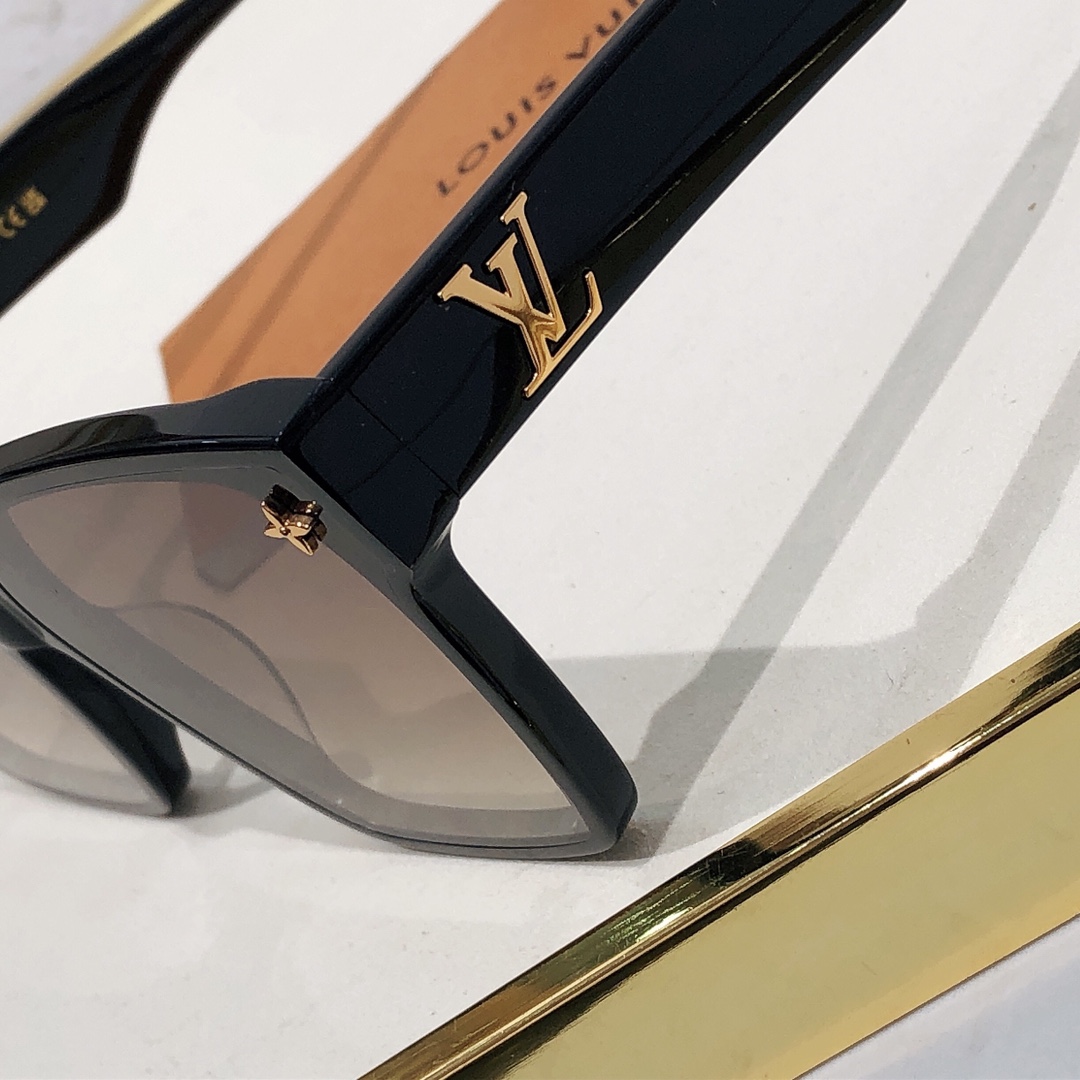 Louis Vuitton Sunglasses  Z0286 - DopestKickz