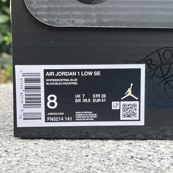 Air Jordan 1 Low Sneakers      FN5214-141 - DopestKickz