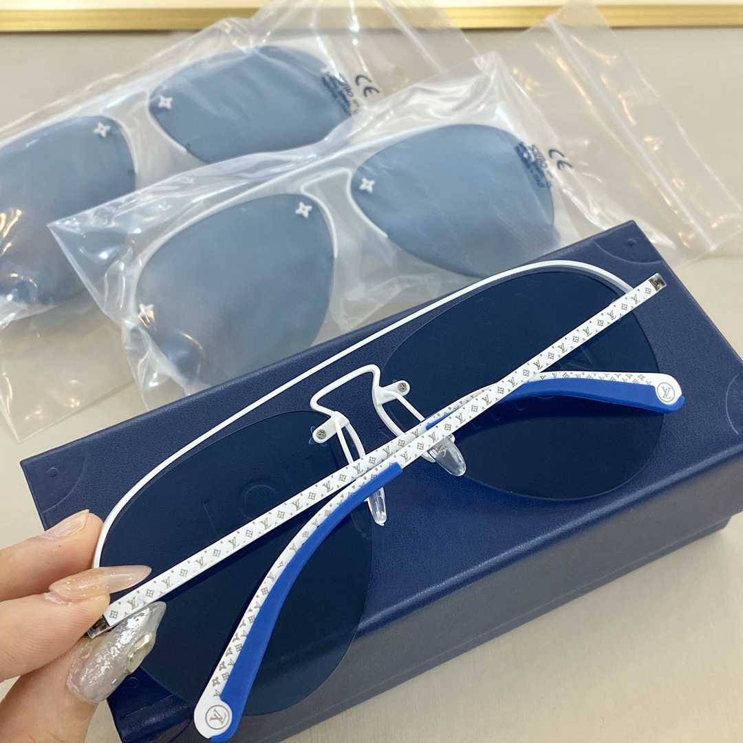 Louis Vuitton Sunglasses     - DopestKickz