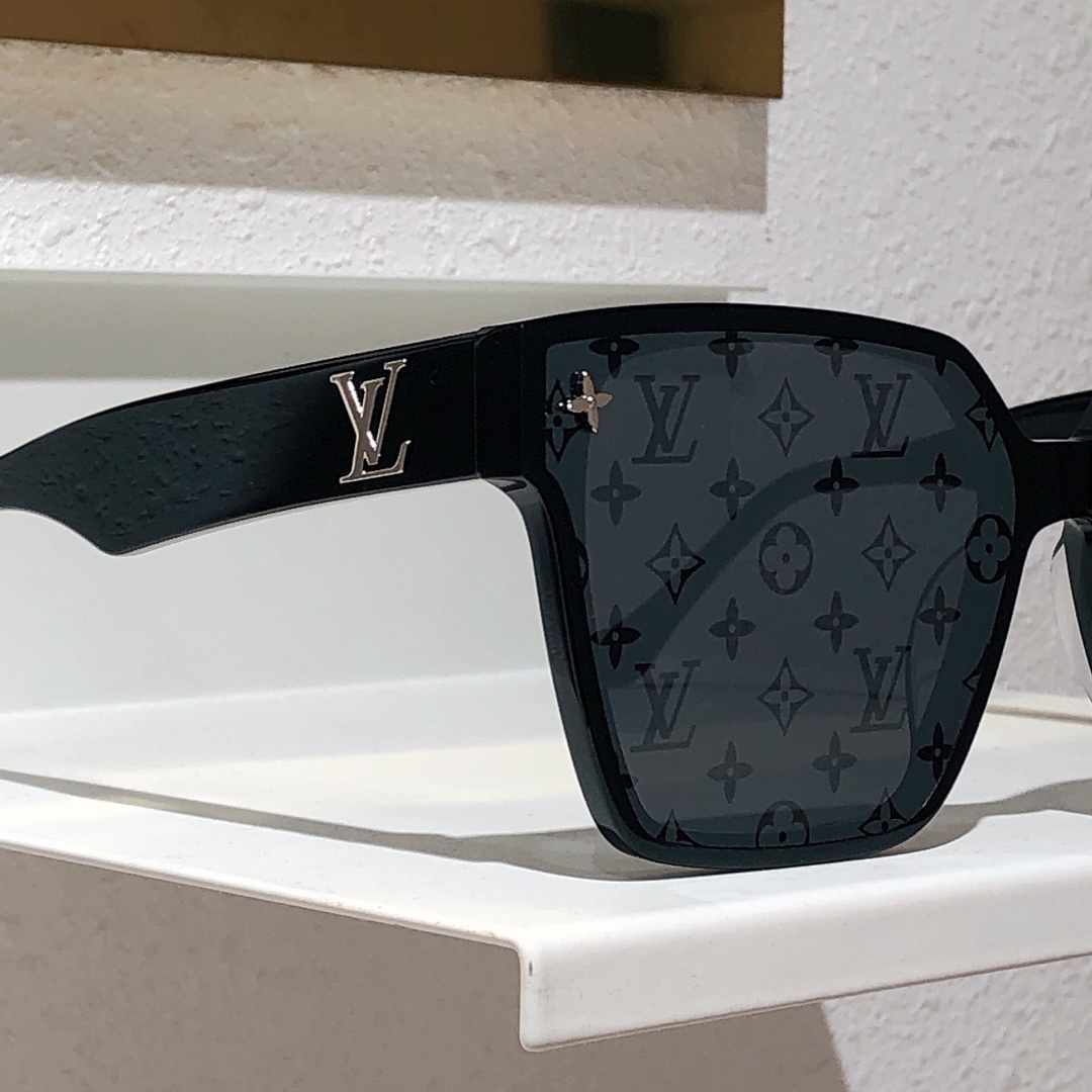 Louis Vuitton Sunglasses  Z0286 - DopestKickz