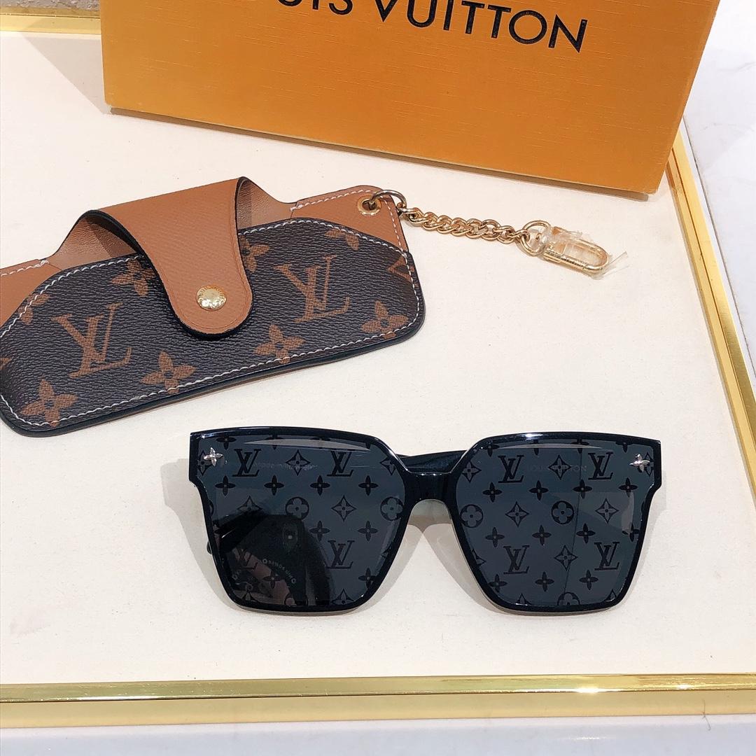 Louis Vuitton Sunglasses  Z0286 - DopestKickz