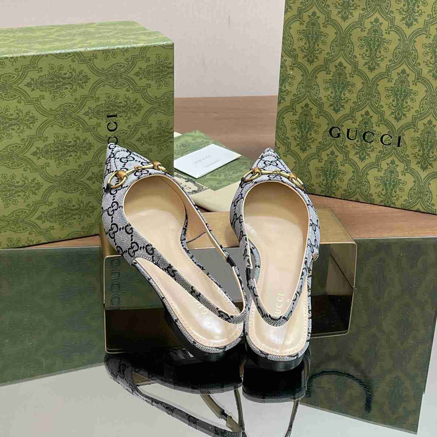 Gucci Women's Horsebit Slingback Ballet Flat - DopestKickz