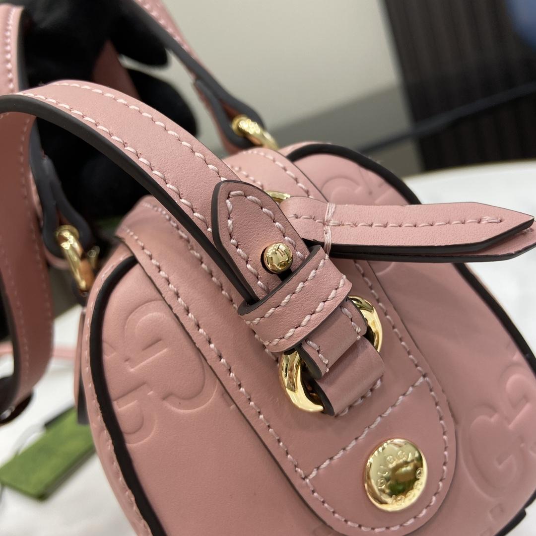 Gucci GG Super Mini Top Handle Bag - DopestKickz
