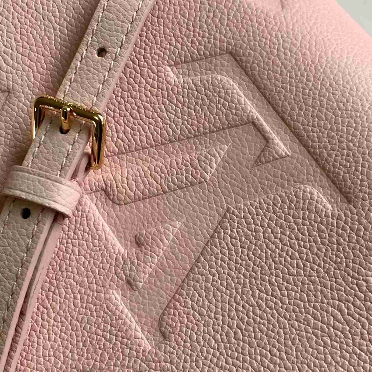 Louis Vuitton OnTheGo PM   M47135 - DopestKickz