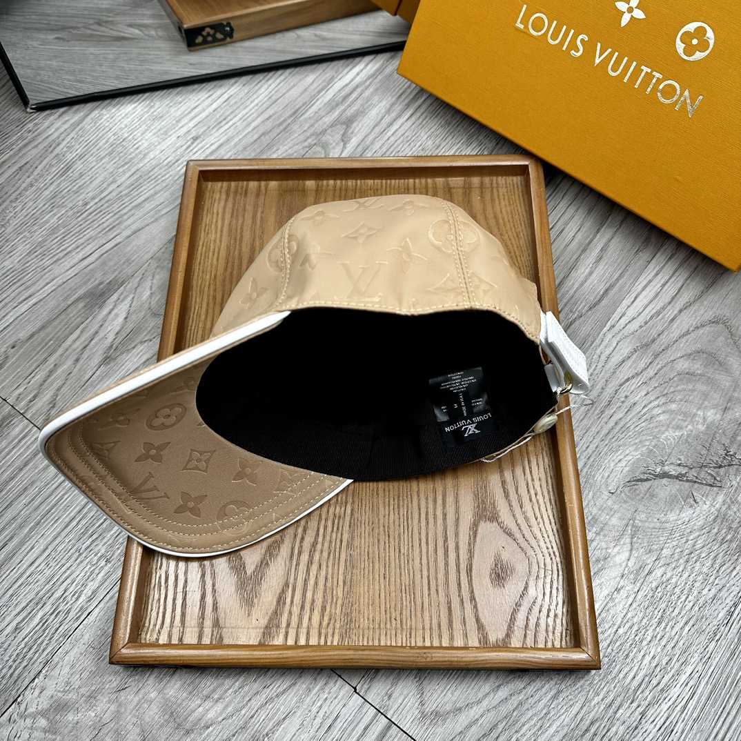 Louis Vuitton Monoragm Cap - DopestKickz