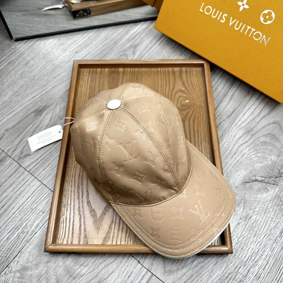 Louis Vuitton Monoragm Cap - DopestKickz