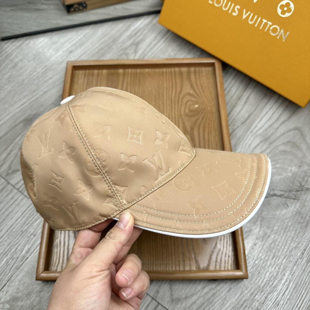 Louis Vuitton Monoragm Cap - DopestKickz