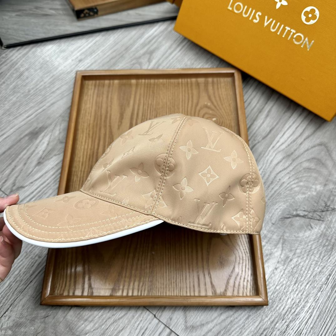 Louis Vuitton Monoragm Cap - DopestKickz