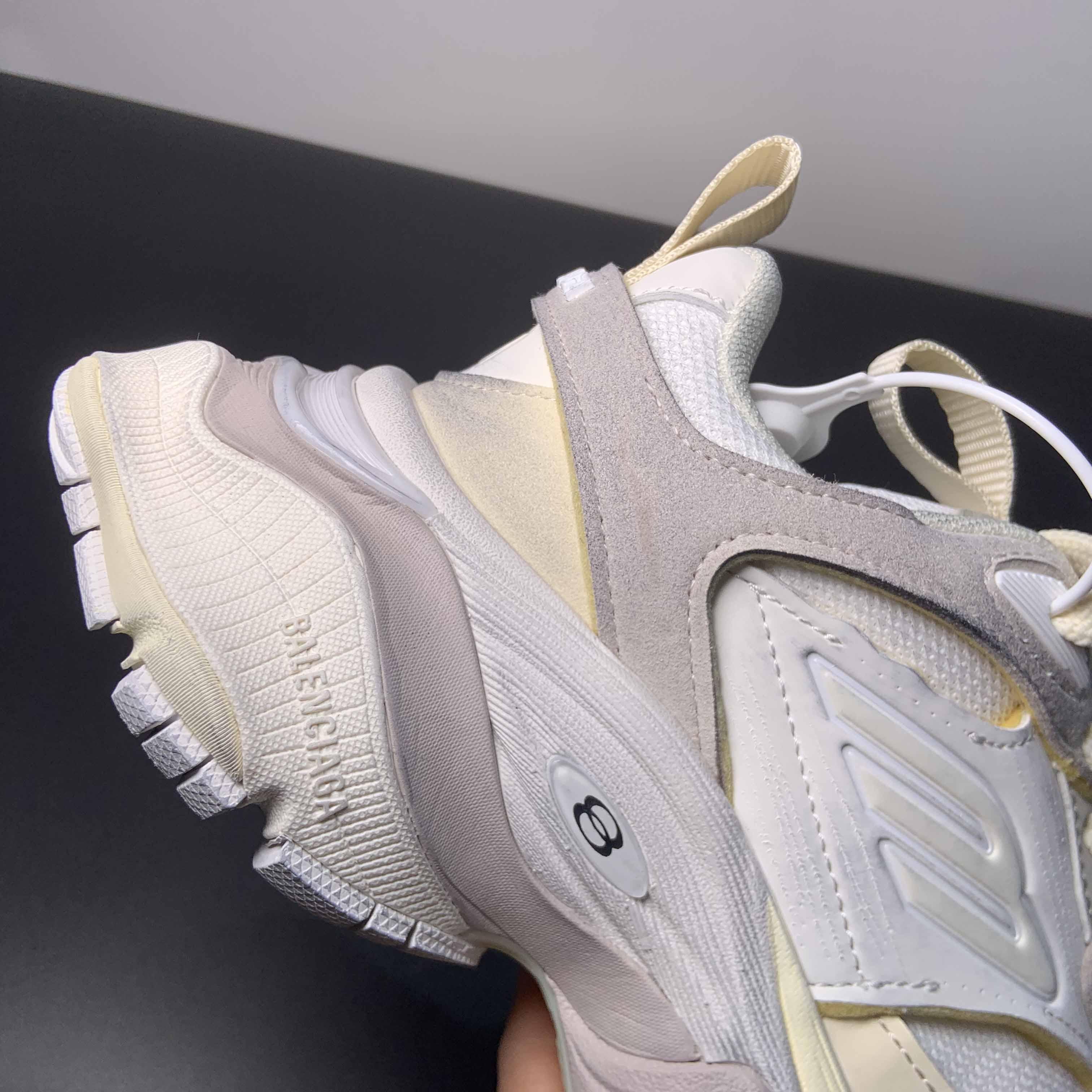 Balenciaga Cargo Sneaker - DopestKickz