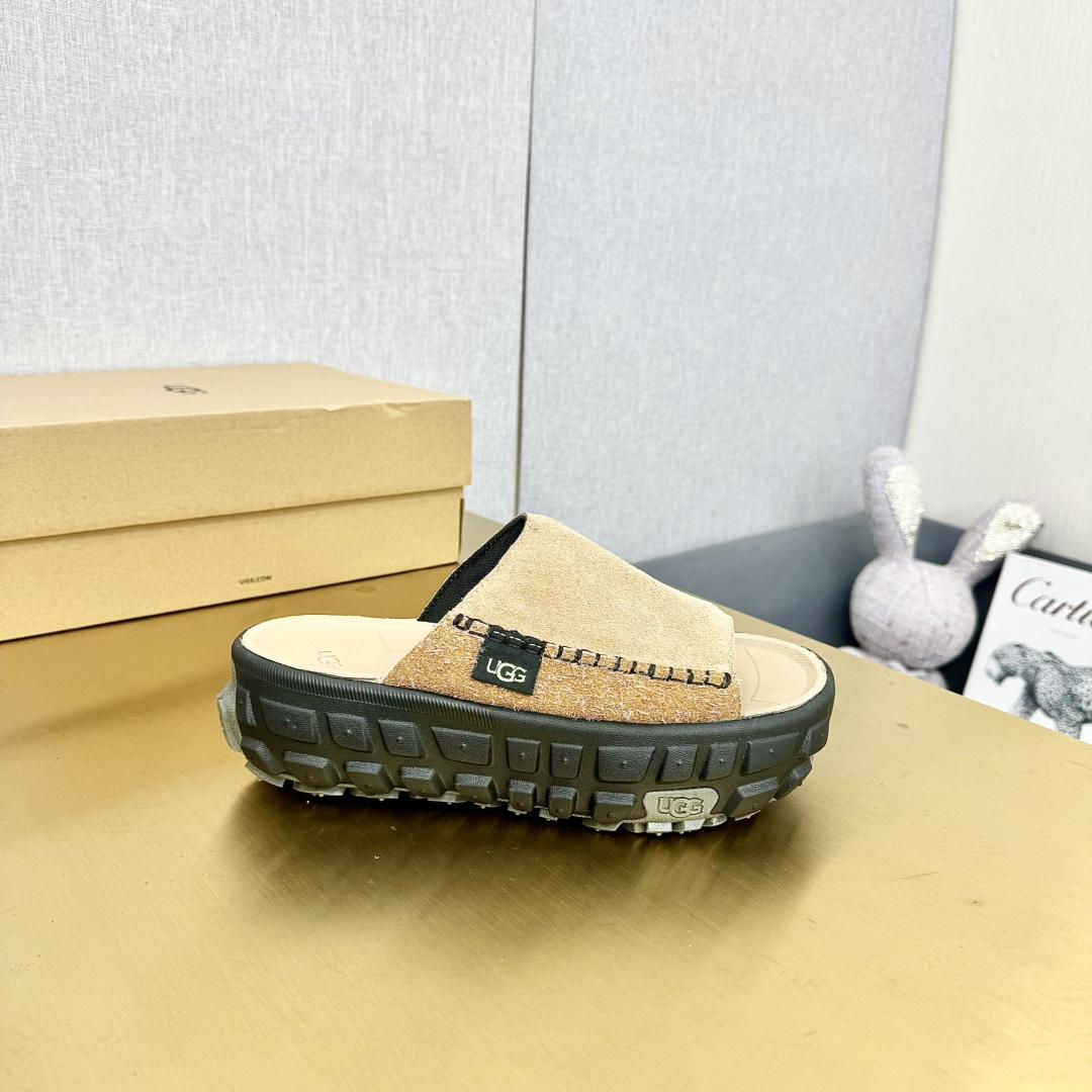 Ugg All Gender Venture Daze Slide - DopestKickz