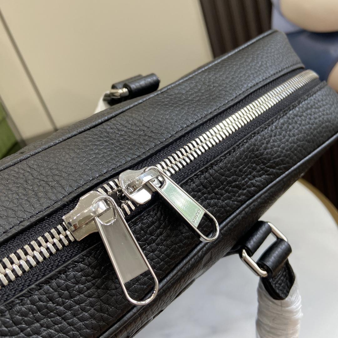 Gucci Jumbo GG Briefcase - DopestKickz