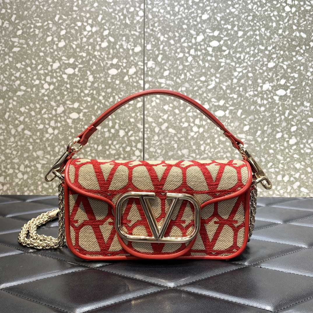 Valenti  VLogo Plaque Foldover Top Shoulder Bag  ( 20-11-5cm) - DopestKickz