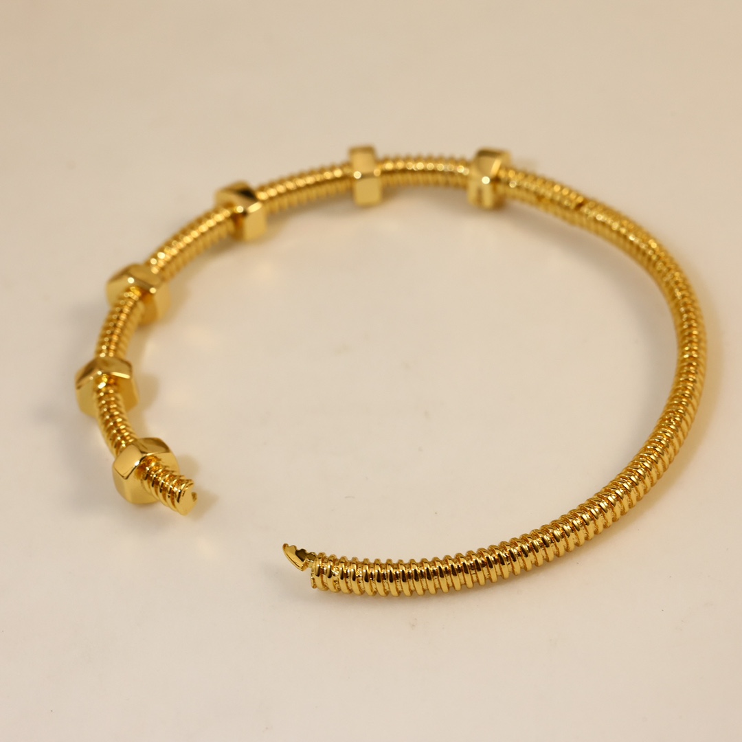 Cartier Ecrou De Cartier Bracelet - DopestKickz