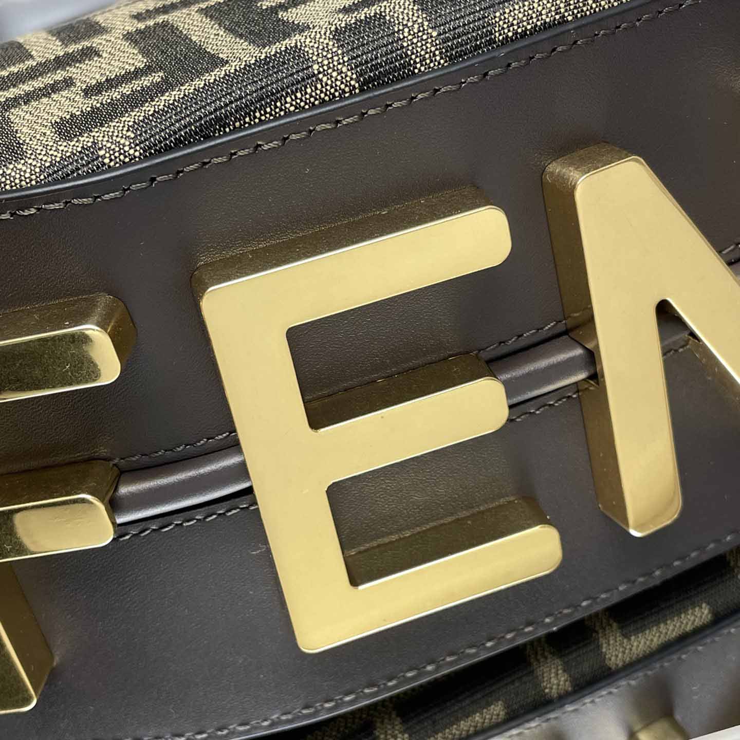 Fendi Fendigraphy Hobo Bag （29-24.5-10cm） - DopestKickz