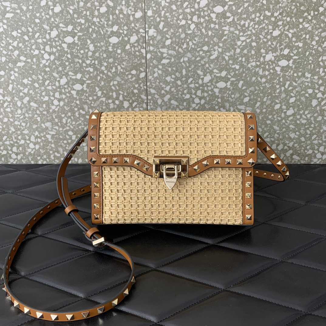 Valenti Small Rockstud Shoulder Bag in Wove Raffia(22.5-15.5-6cm) - DopestKickz