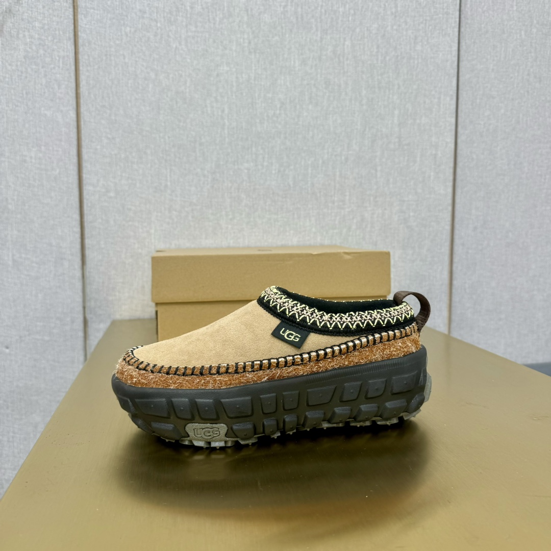Ugg All Gender Venture Daze - DopestKickz