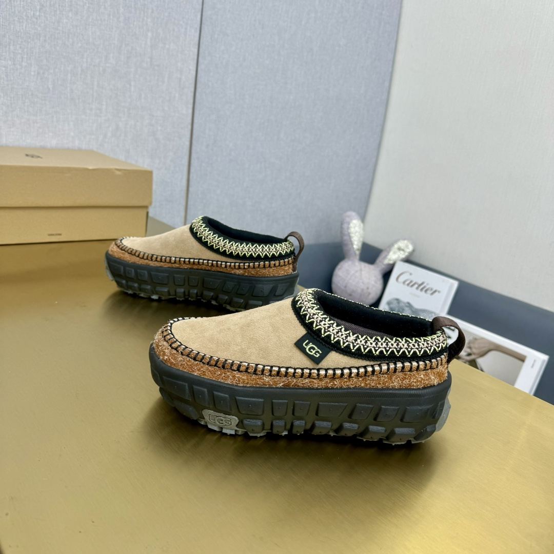 Ugg All Gender Venture Daze - DopestKickz