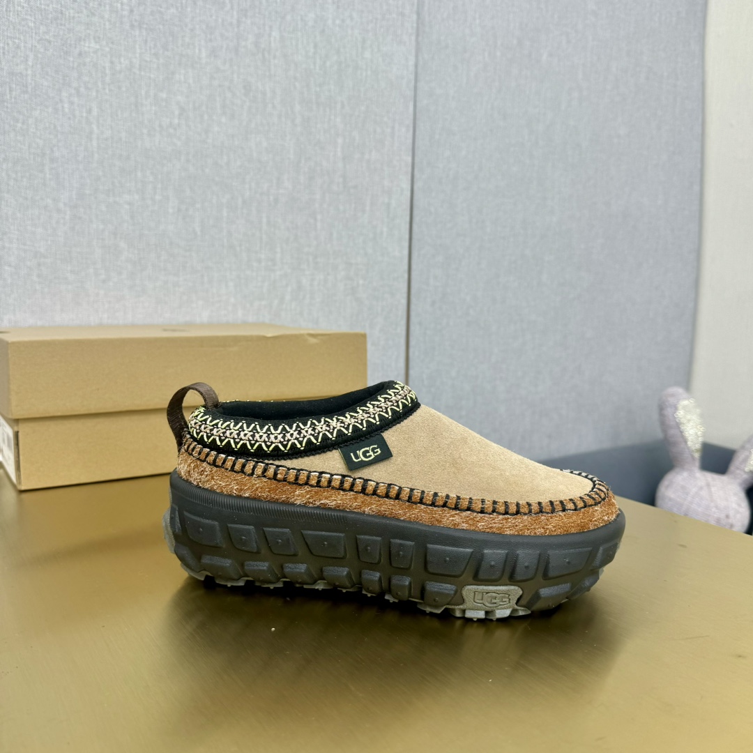Ugg All Gender Venture Daze - DopestKickz