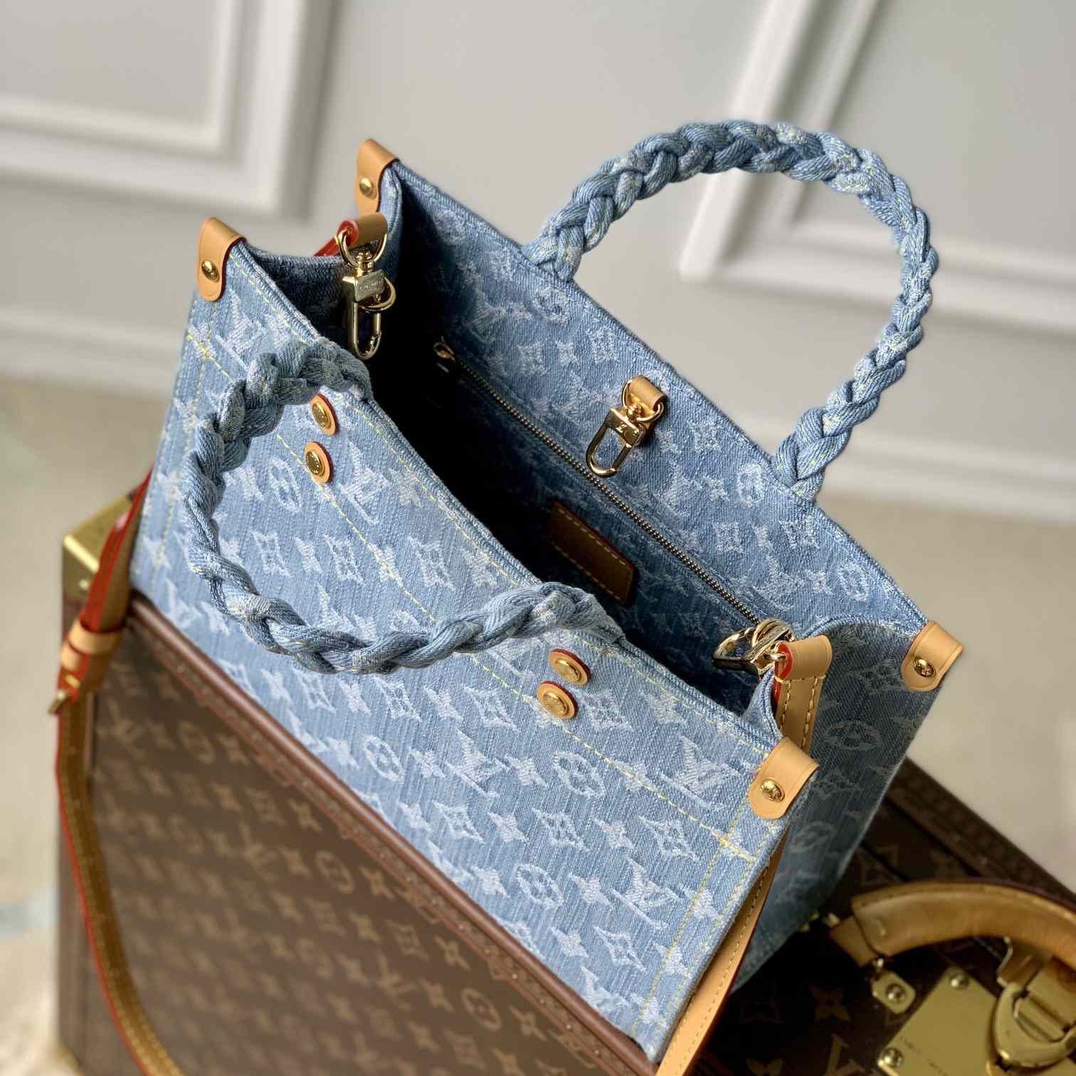 Louis Vuitton Let Go PM   M24897 - DopestKickz