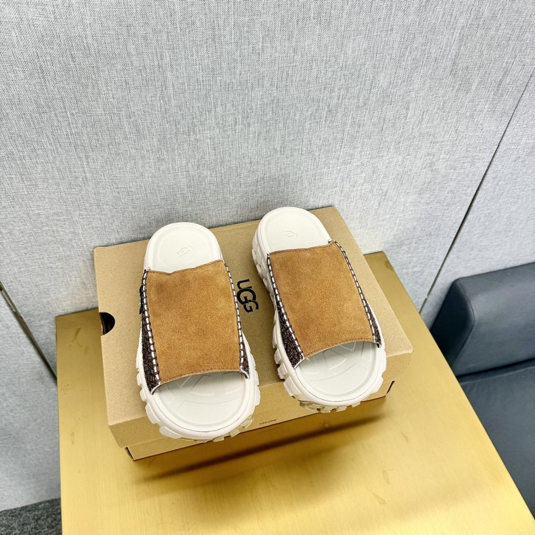 Ugg All Gender Venture Daze Slide - DopestKickz