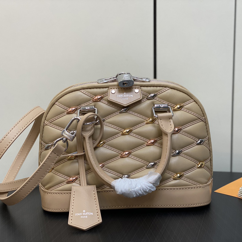 Louis Vuitton Alma BB    M24153 - DopestKickz