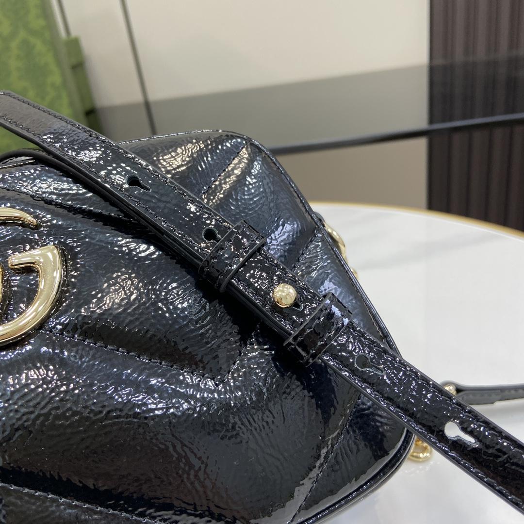 Gucci GG Marmont Small Shoulder Bag - DopestKickz