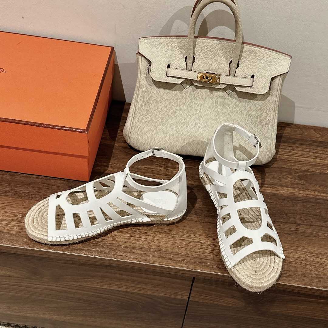 Hermes Costanza Espadrille - DopestKickz