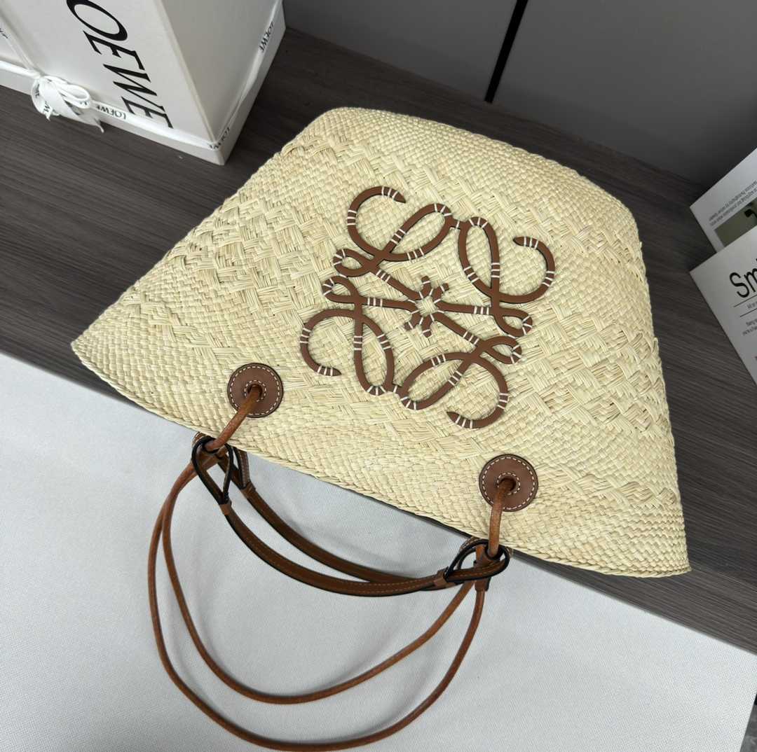 Loewe Anagram Basket Bag In Iraca Palm And Calfskin - DopestKickz