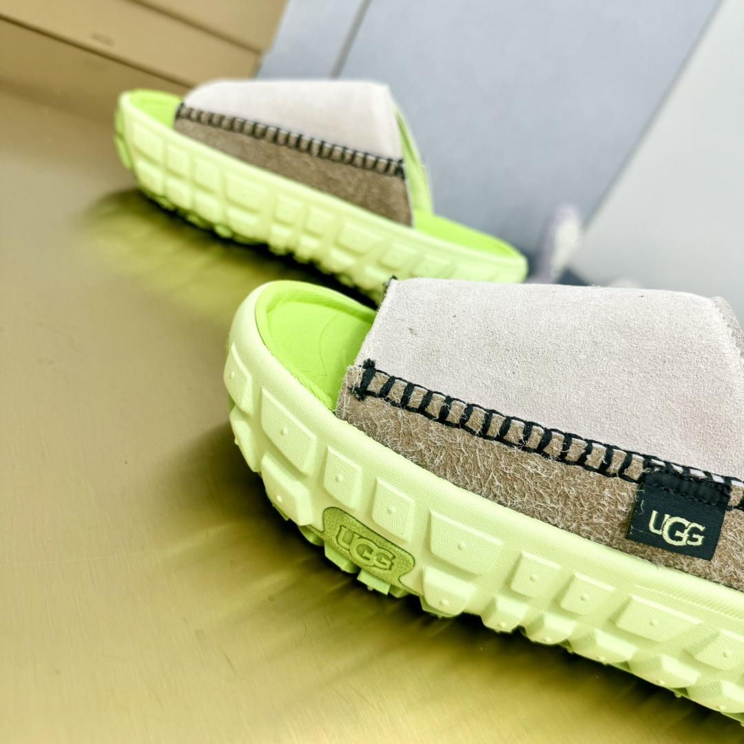 Ugg All Gender Venture Daze Slide - DopestKickz