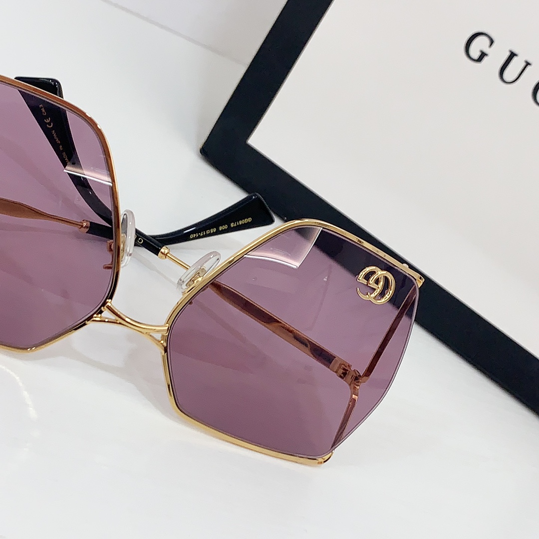 Gucci Sunglasses  GG0817  - DopestKickz
