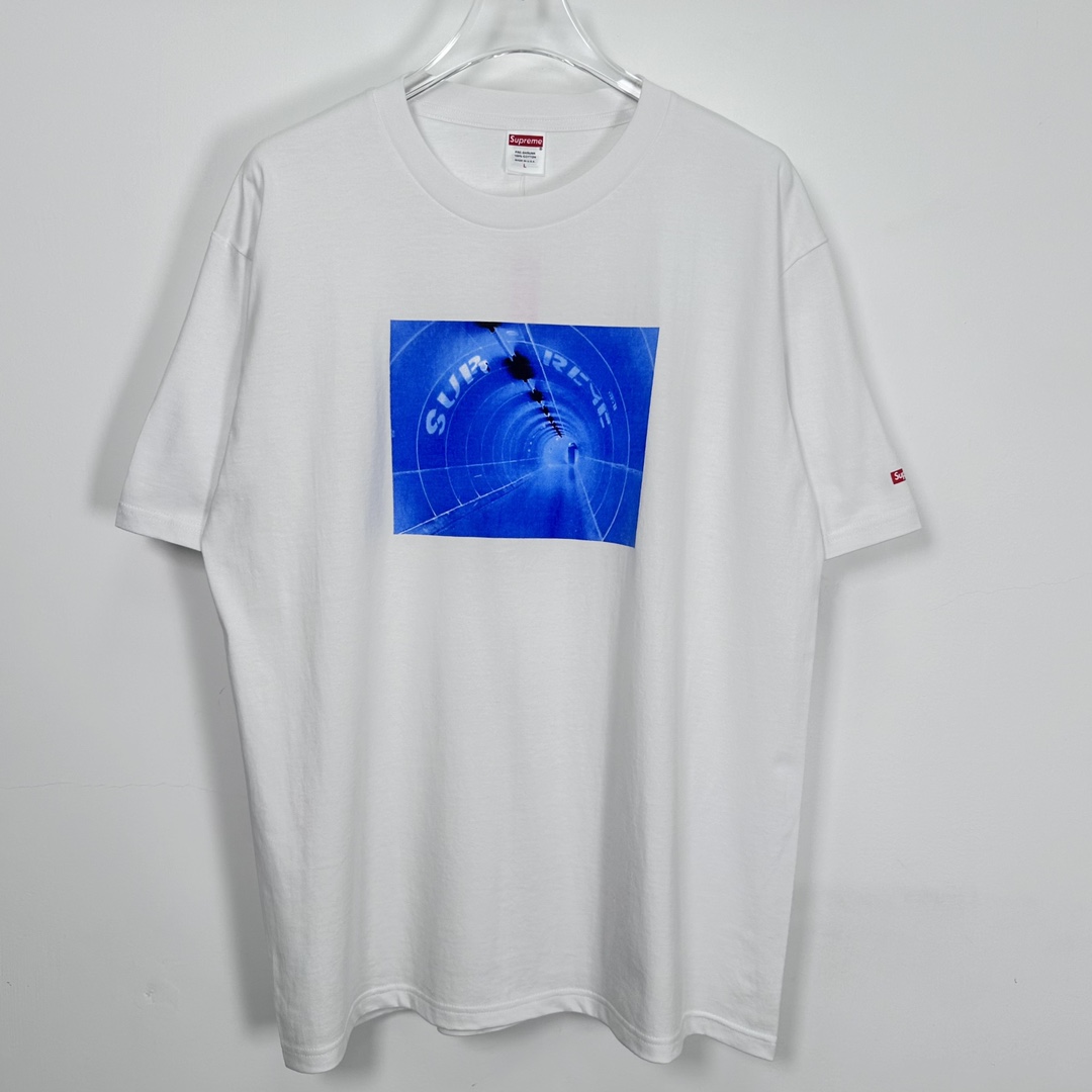 Supreme Tunnel Tee - DopestKickz
