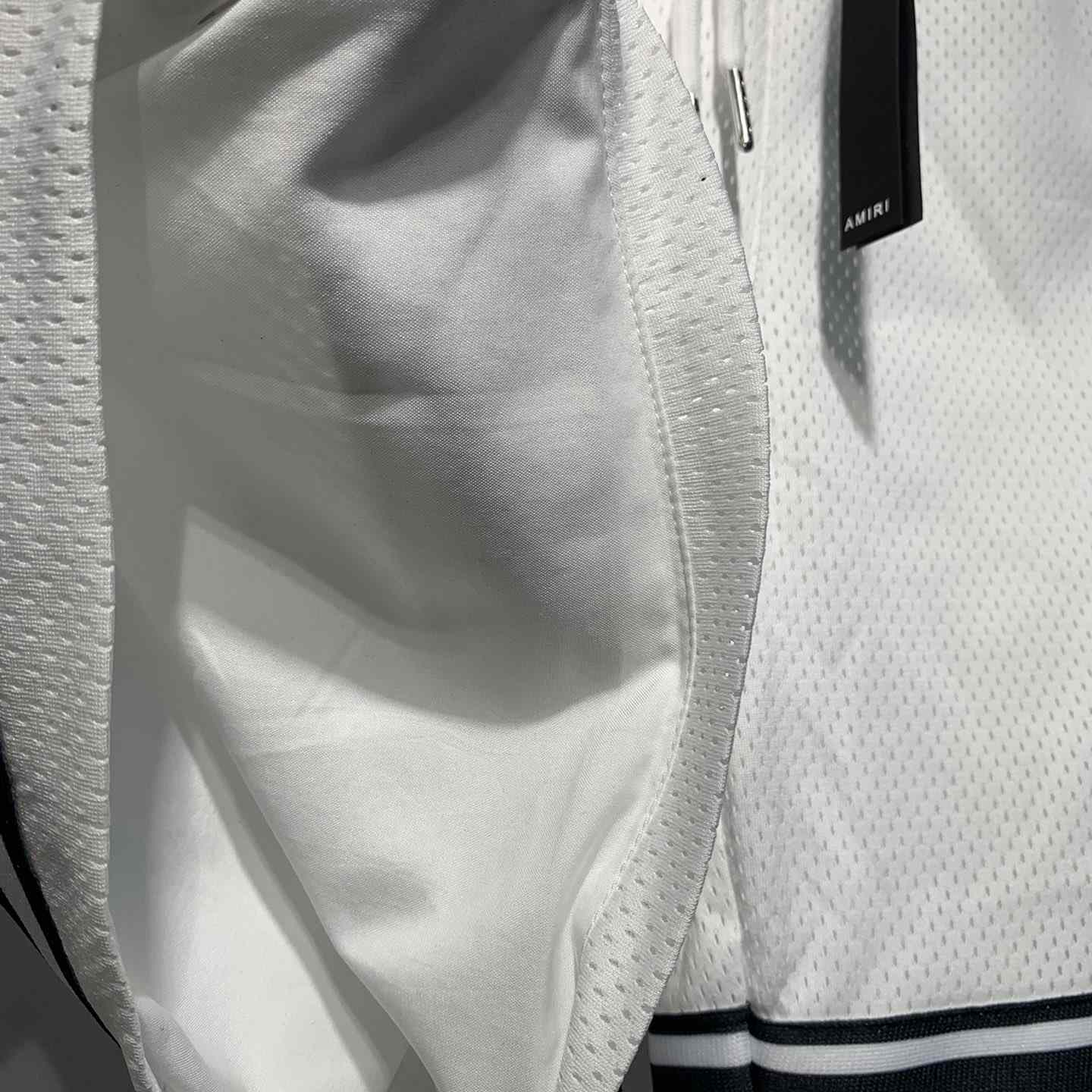 Amiri 22 Skater Shorts - DopestKickz